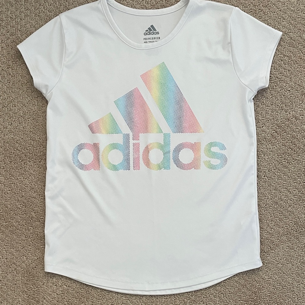 Adidas Kids White Tee with Multicolor Logo (size S [7/8])